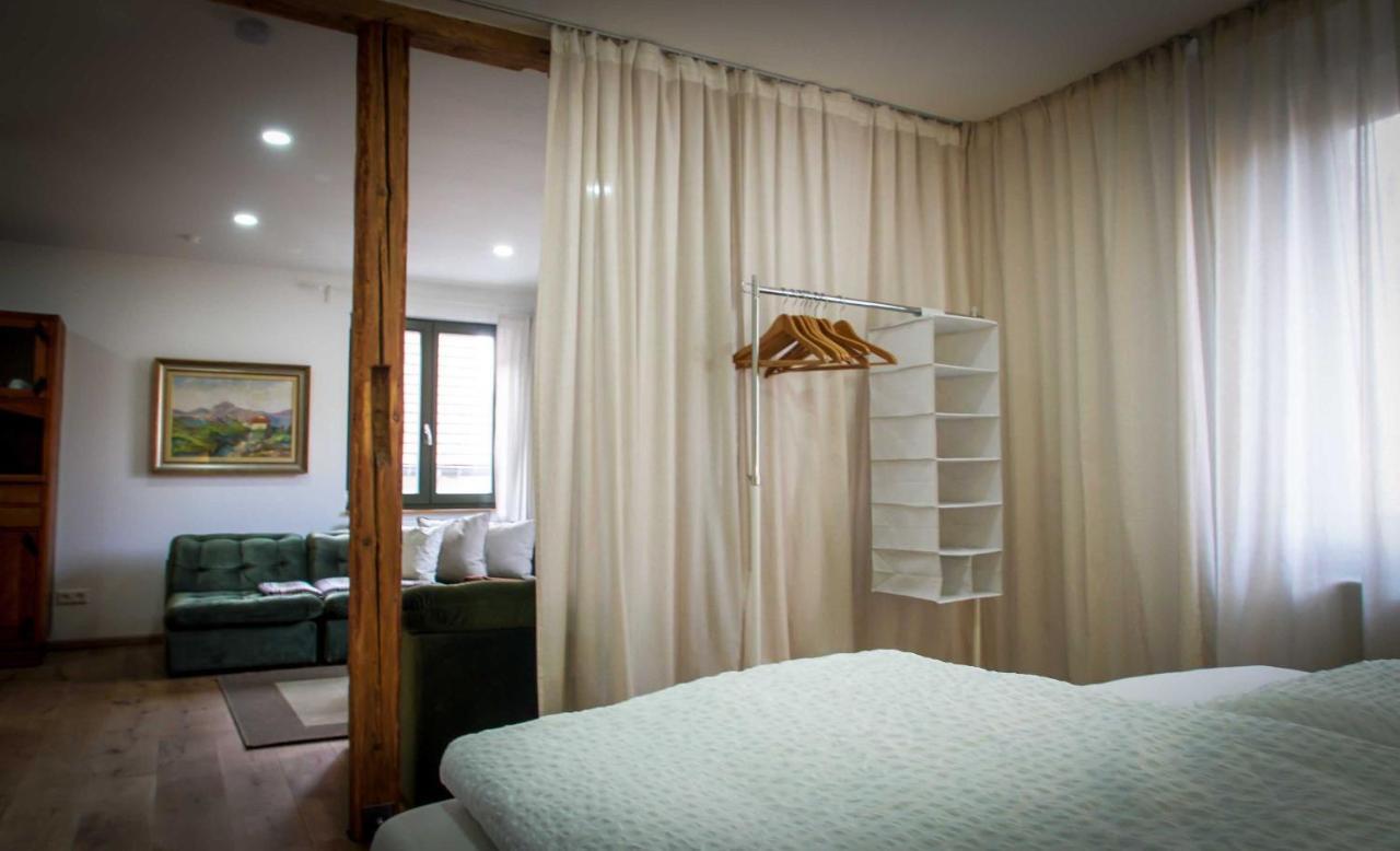 Besighomes Apartment Olive 베시그하임 외부 사진